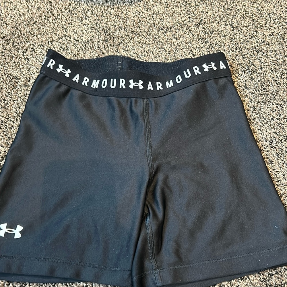 Under armor, extra small biker shorts